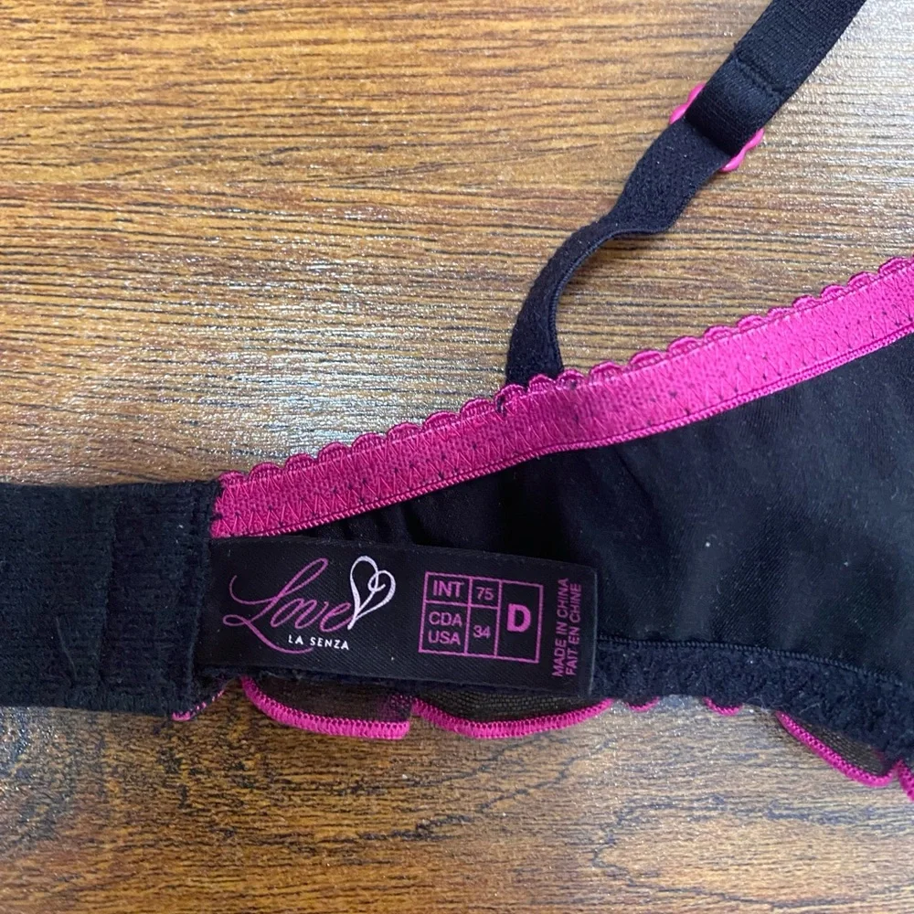 🌷 La SENZA 🌷 Black Bra with Pink Ruffle Frill Accents & Ribbon Bow - Picture 11 of 11